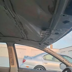 Hyundai Elantra 2000