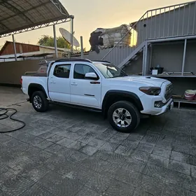 Toyota Tacoma 2021