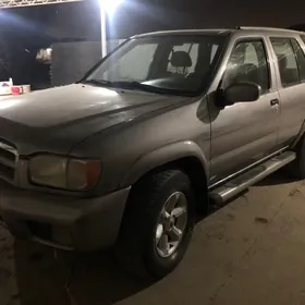 Nissan Pathfinder 2003