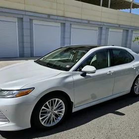 Toyota Camry 2020