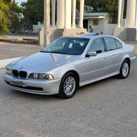 BMW E39 2003