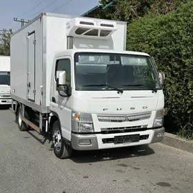 Mitsubishi Fuso 2024