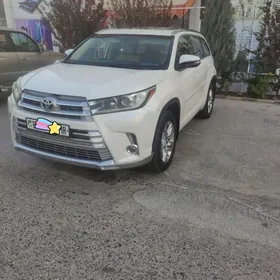 Toyota Highlander 2015
