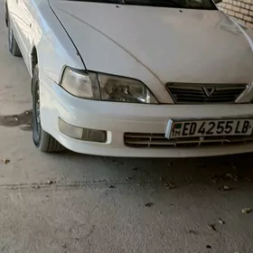 Toyota Vista 1995
