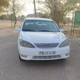 Toyota Camry 2004