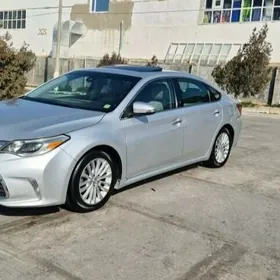 Toyota Avalon 2018