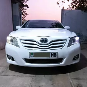Toyota Camry 2011