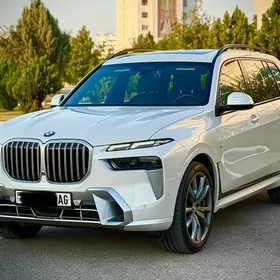 BMW X7 2023