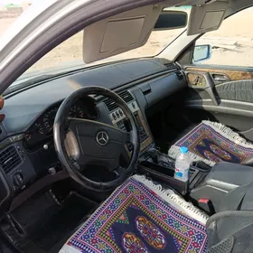 Mercedes-Benz E430 1999