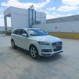 Audi Q7 2012