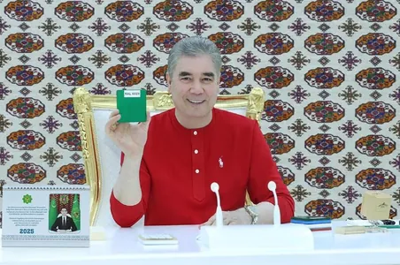 Gurbanguly Berdimuhamedow Arkadag şäherinde polisiýa edaralarynyň we muzeýiň taslamalary bilen tanyşdy