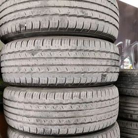 245 60 18 4şt Triangle