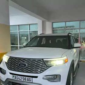 Ford Explorer 2021