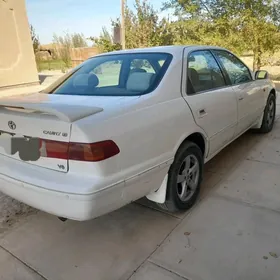 Toyota Camry 1999