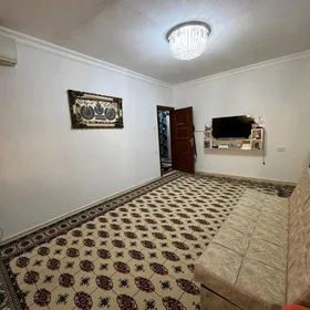 MIR 7/2  2 KOMNAT 4 ETAJ