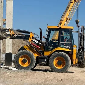 JCB 4CX ECO 2013