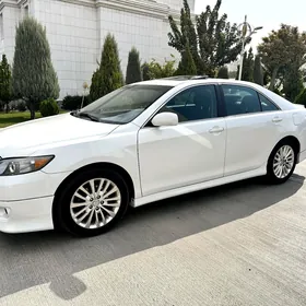 Toyota Camry 2010