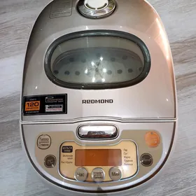 мультиварка ,, REDMOND ,,