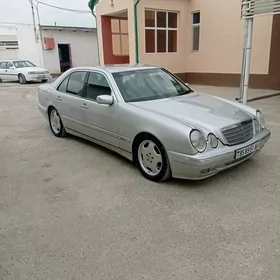Mercedes-Benz E430 2001