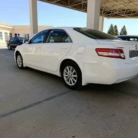 Toyota Camry 2010