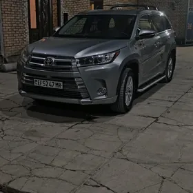 Toyota Highlander 2017