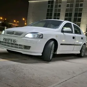 Opel Astra 2001