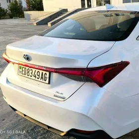 Toyota Avalon Hybrid 2021