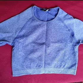 Спортивный топ