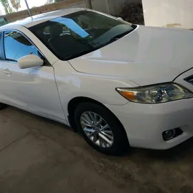 Toyota Camry 2011