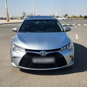 Toyota Camry 2016