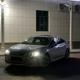 Toyota Avalon 2021