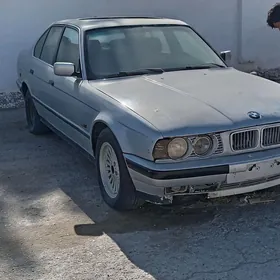 BMW 535 1989