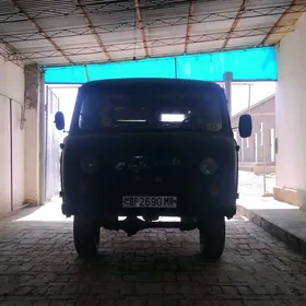 UAZ 452 1986