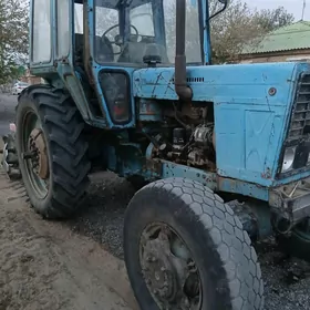 MTZ 80 2002