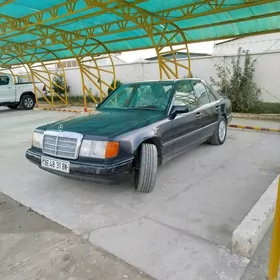Mercedes-Benz W126 1990