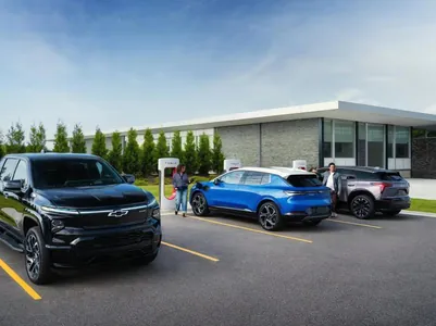 GM потеряет $1,6 млрд из-за отмены субсидий на электрокары в США