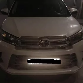 Toyota Highlander 2019