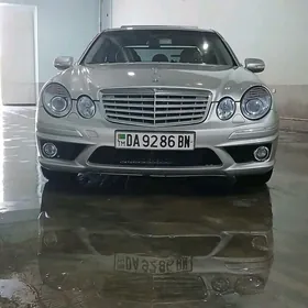 Mercedes-Benz E320 2004