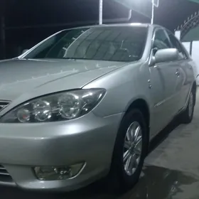 Toyota Camry 2005