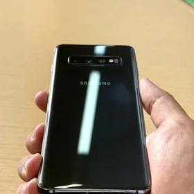 Samsung s10