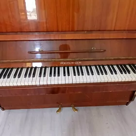 pianino