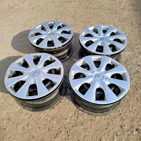 Toyota Corolla diska 15 lik
