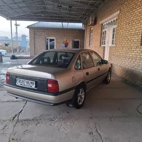 Opel Vectra 1989