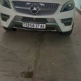 Mercedes-Benz ML350 2014