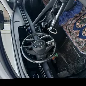 Hyundai Elantra 2021