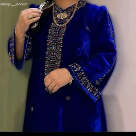Taÿyn abaya pombarht