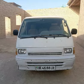 Toyota Hiace 1995