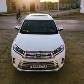 Toyota Highlander 2017