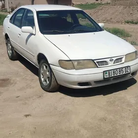 Nissan Sunny 1999