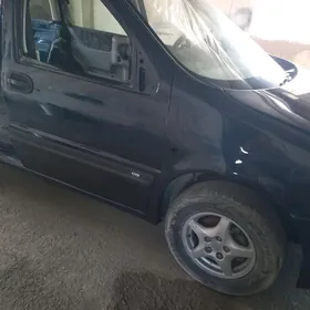 Opel Sintra 1999
